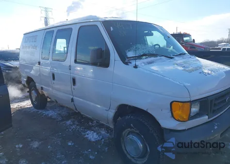 2005 Ford E-250 Commercial/Recreational z USA, uszkodzony, nr VIN 1FTNE24W05HB41497